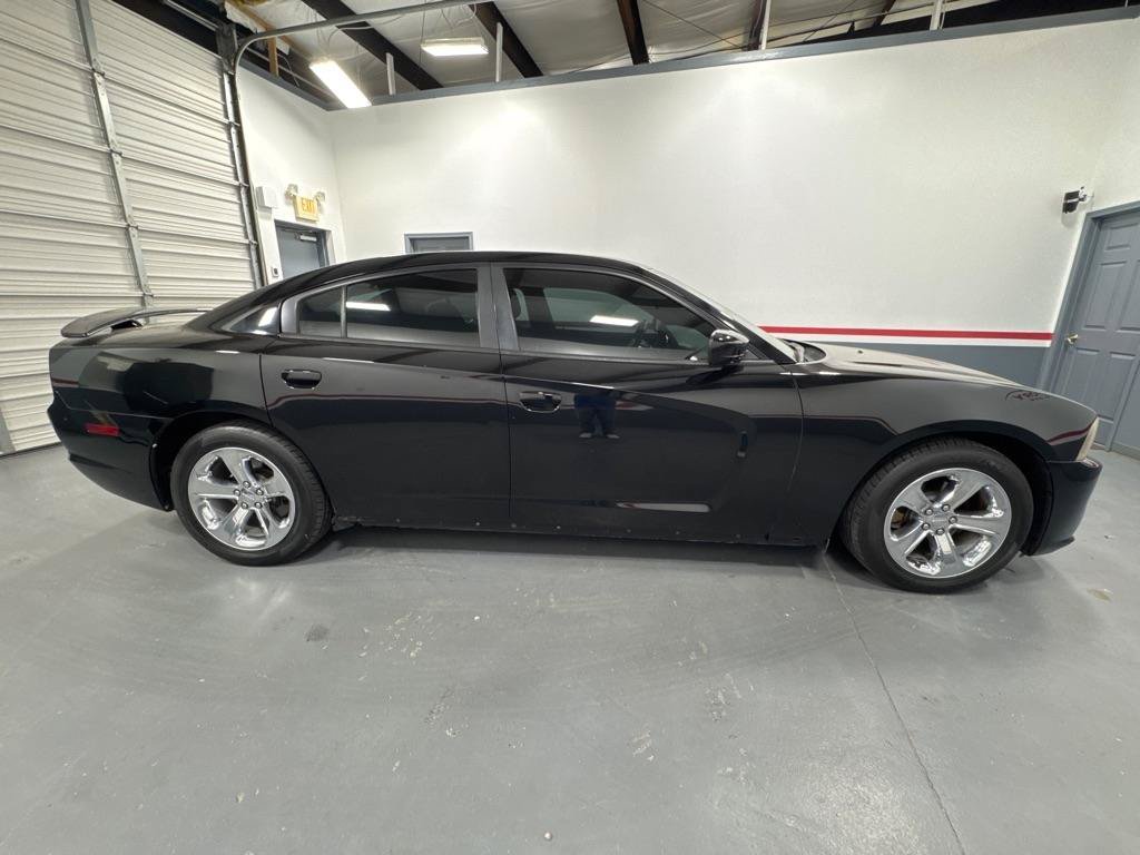 Used 2012 Dodge Charger SE w/ Sport Appearance Group RWD image 6