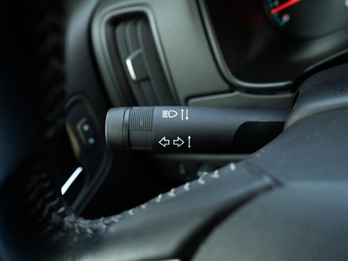 Used 2021 Chevrolet Colorado LT w/ LT Convenience Package image 23