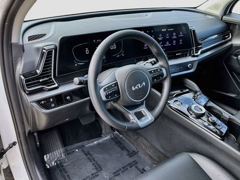 Certified 2023 Kia Sportage EX AWD/4WD image 16