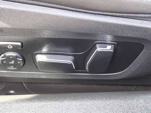 Used 2025 BMW M2 w/ Lighting Package RWD image 22