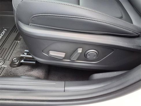 New 2025 Hyundai Tucson XRT image 9