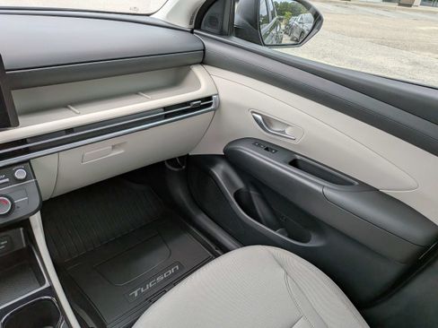 Certified 2026 Hyundai Tucson SE FWD image 17