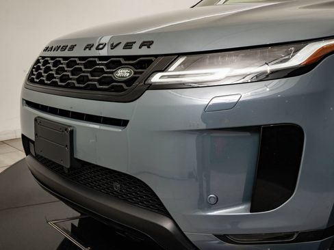 Used 2023 Land Rover Range Rover Evoque SE AWD/4WD image 3