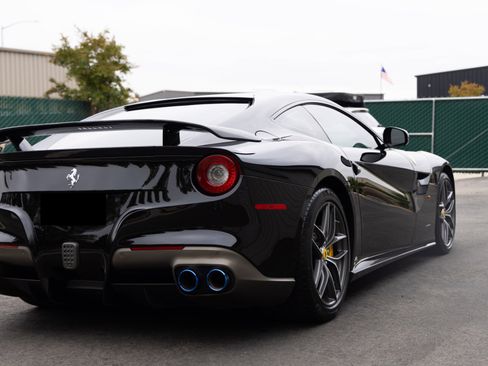 Used 2014 Ferrari F12 Berlinetta image 56