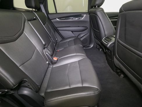 Used 2020 Cadillac XT6 Premium Luxury image 23