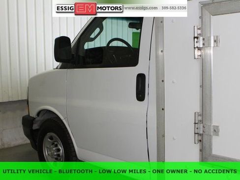 Used 2018 Chevrolet Express 3500 w/ Power Convenience Package image 27