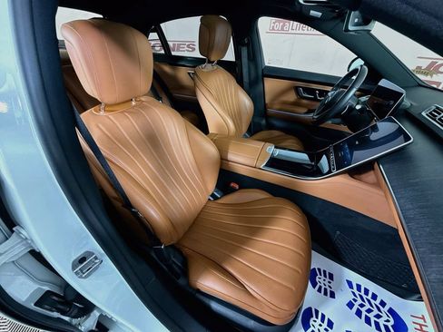 Used 2022 Mercedes-Benz S 500 4MATIC image 33