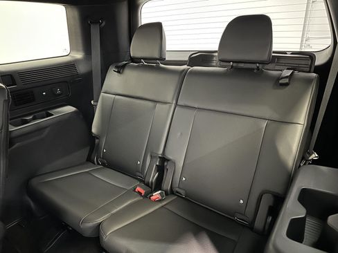 Certified 2025 Hyundai Santa Fe Calligraphy image 35