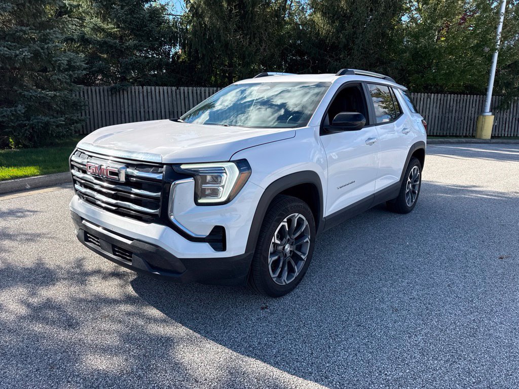 Used 2026 GMC Terrain Elevation w/ Elevation Premium Package AWD/4WD image 1