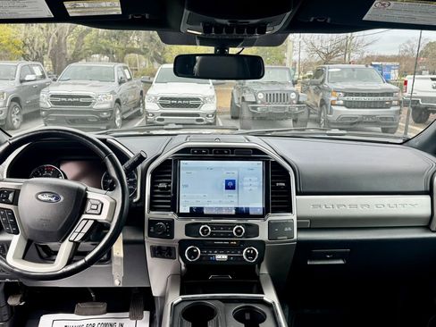 Certified 2022 Ford F250 Lariat image 31