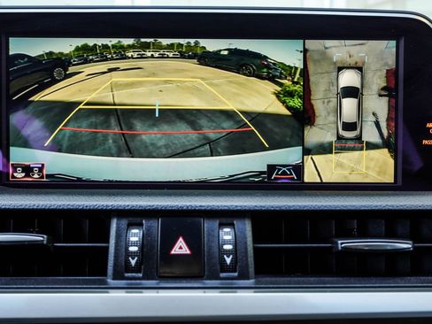 Used 2021 Lexus ES 350 Ultra Luxury w/ Accessory Package FWD image 25