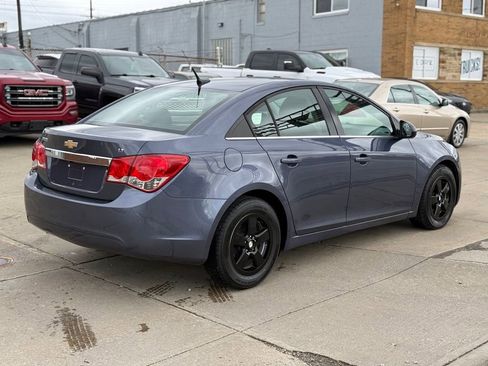 Used 2014 Chevrolet Cruze LT FWD image 6