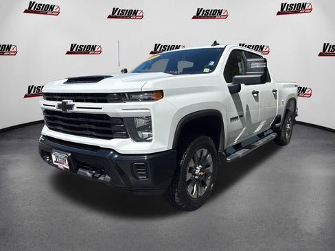 Used 2024 Chevrolet Silverado 2500 Custom w/ Custom Value Package AWD/4WD image 1
