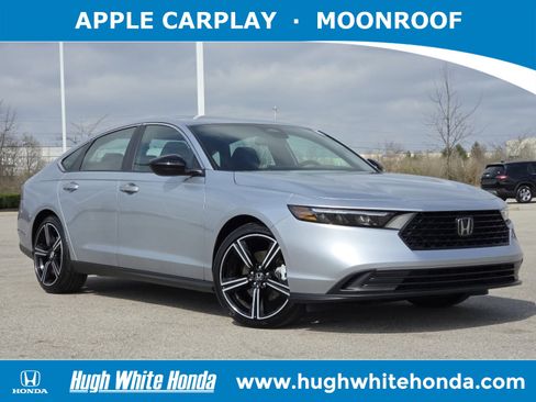 Used 2025 Honda Accord Sport image 1