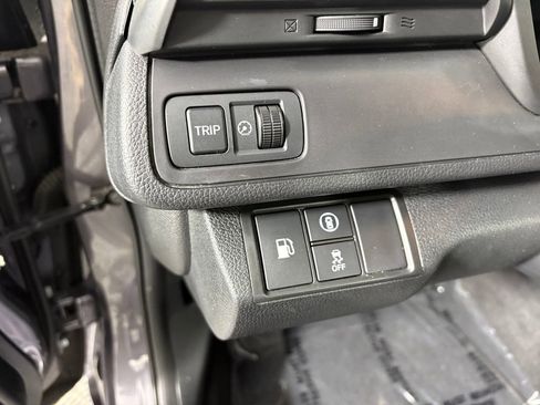 Used 2022 Honda Insight Touring image 13