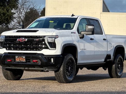 Certified 2025 Chevrolet Silverado 2500 ZR2 w/ Technology Package image 8