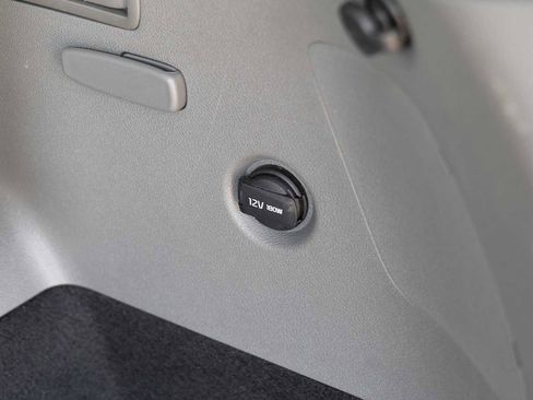 Used 2018 Kia Sorento SX image 30