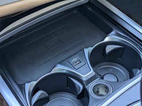 Used 2020 BMW 750i xDrive w/ Executive Package image 28