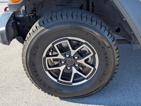 Certified 2024 Jeep Wrangler Unlimited Rubicon image 24