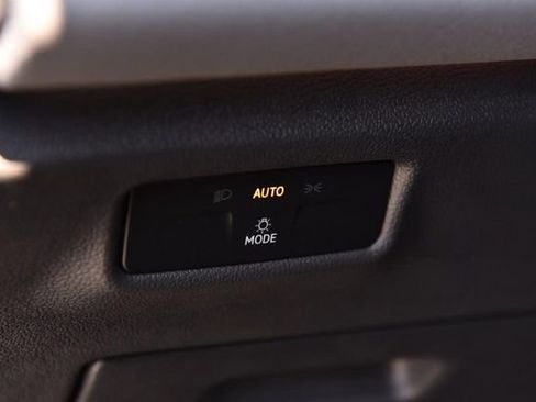 New 2026 Volkswagen Tiguan SE R-Line AWD/4WD image 11