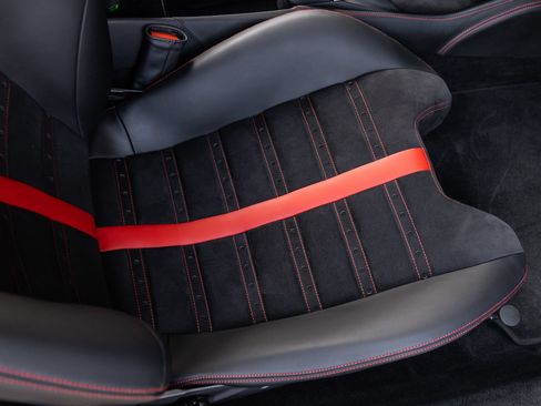 Used 2017 Ferrari 488 GTB RWD image 45