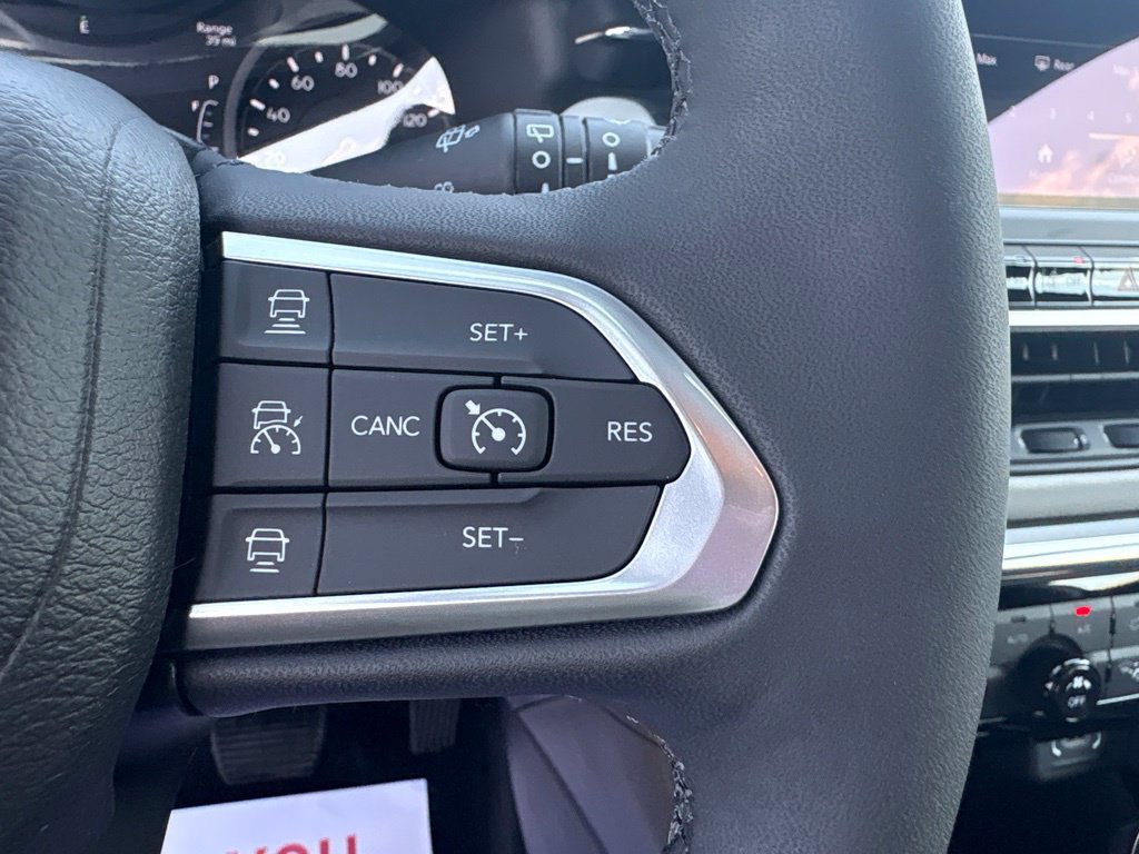 Certified 2023 Jeep Compass Limited AWD/4WD image 18