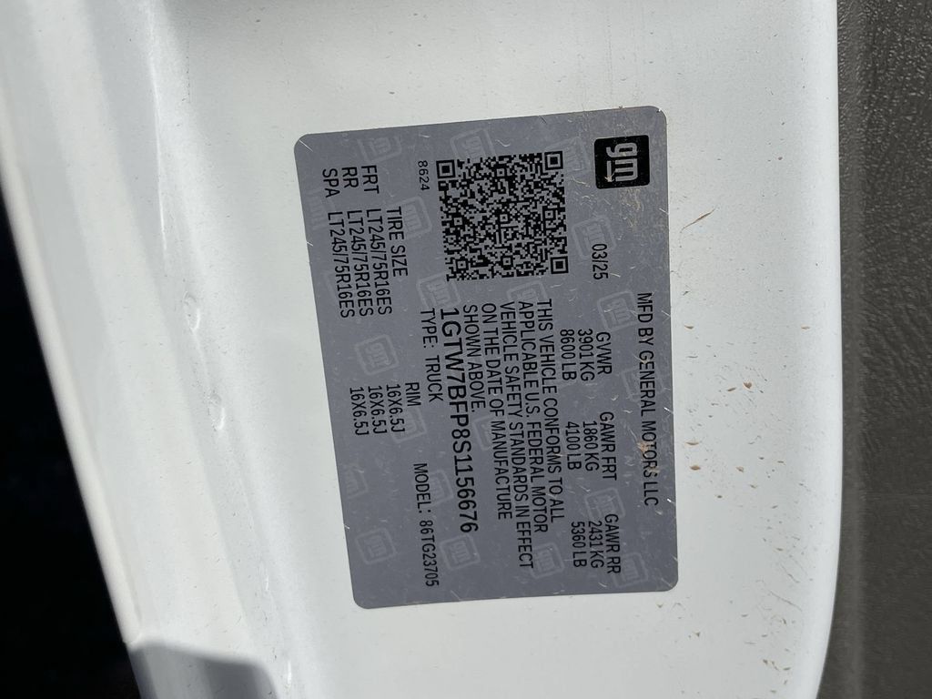 New 2025 GMC Savana 2500 Extended w/ Driver Convenience Package RWD image 33