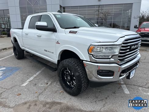 Used 2019 RAM 3500 Limited image 6