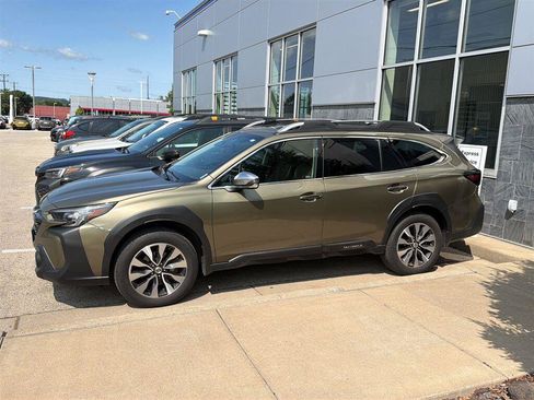 Used 2024 Subaru Outback Touring XT w/ Popular Package #2 AWD/4WD image 2