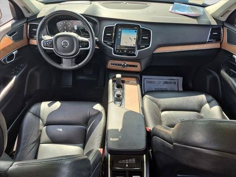 Used 2022 Volvo XC90 T8 Inscription Expression w/ Advanced Package AWD/4WD image 18
