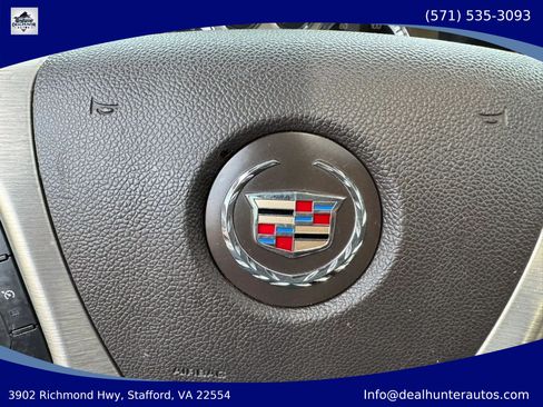 Used 2011 Cadillac Escalade ESV Platinum AWD/4WD image 32