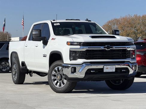 New 2026 Chevrolet Silverado 2500 LT w/ Texas Edition image 2
