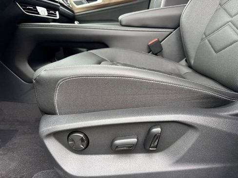 New 2026 Volkswagen Atlas SE image 13