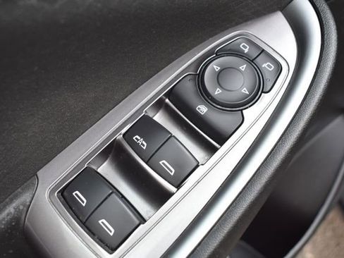 Used 2023 Chevrolet Malibu LT image 15