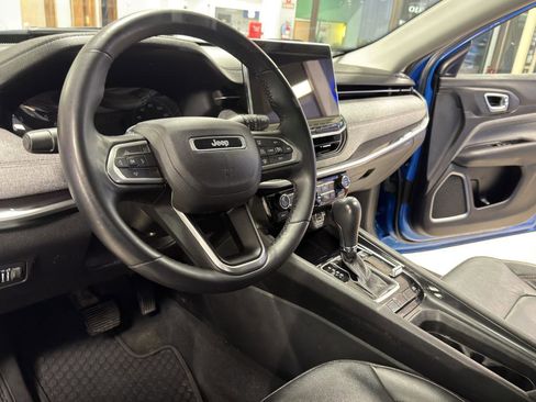 Used 2022 Jeep Compass Latitude image 30