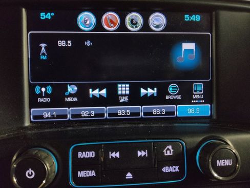 Used 2018 Chevrolet Silverado 1500 LT w/ All Star Edition image 25