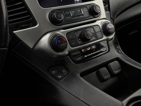 Used 2018 GMC Yukon SLT w/ Open Road Package image 32