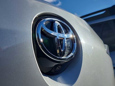 Used 2022 Toyota Corolla SE image 10