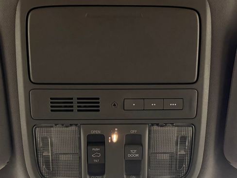 Used 2018 Honda CR-V EX-L image 25