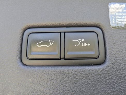 Certified 2024 Kia Carnival SX FWD image 16