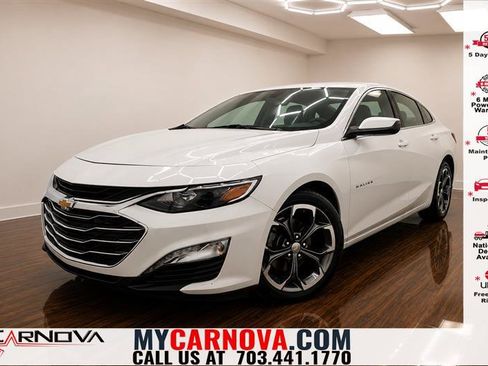 Used 2021 Chevrolet Malibu LT FWD image 1