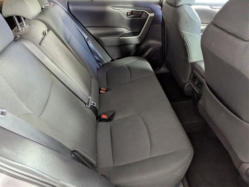 Used 2022 Toyota RAV4 LE image 28