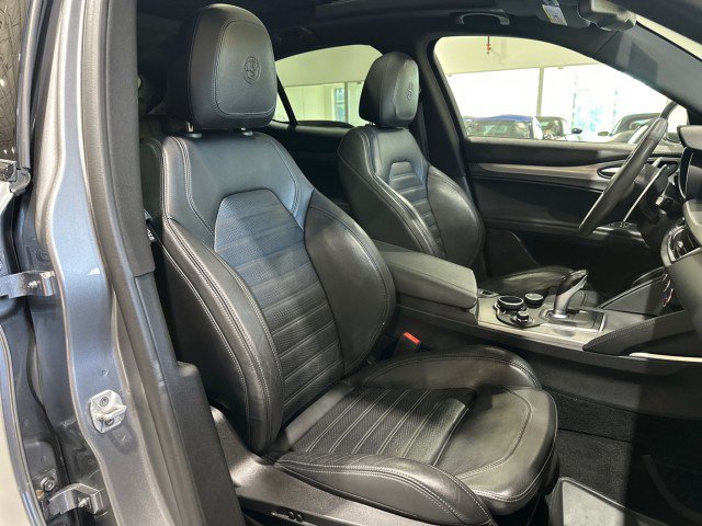 Used 2018 Alfa Romeo Stelvio Ti Sport AWD/4WD image 54