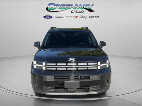 Used 2026 Hyundai Santa Fe SEL FWD image 2