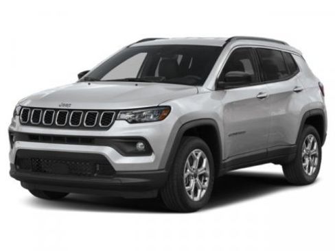 Used 2026 Jeep Compass Latitude AWD/4WD image 4