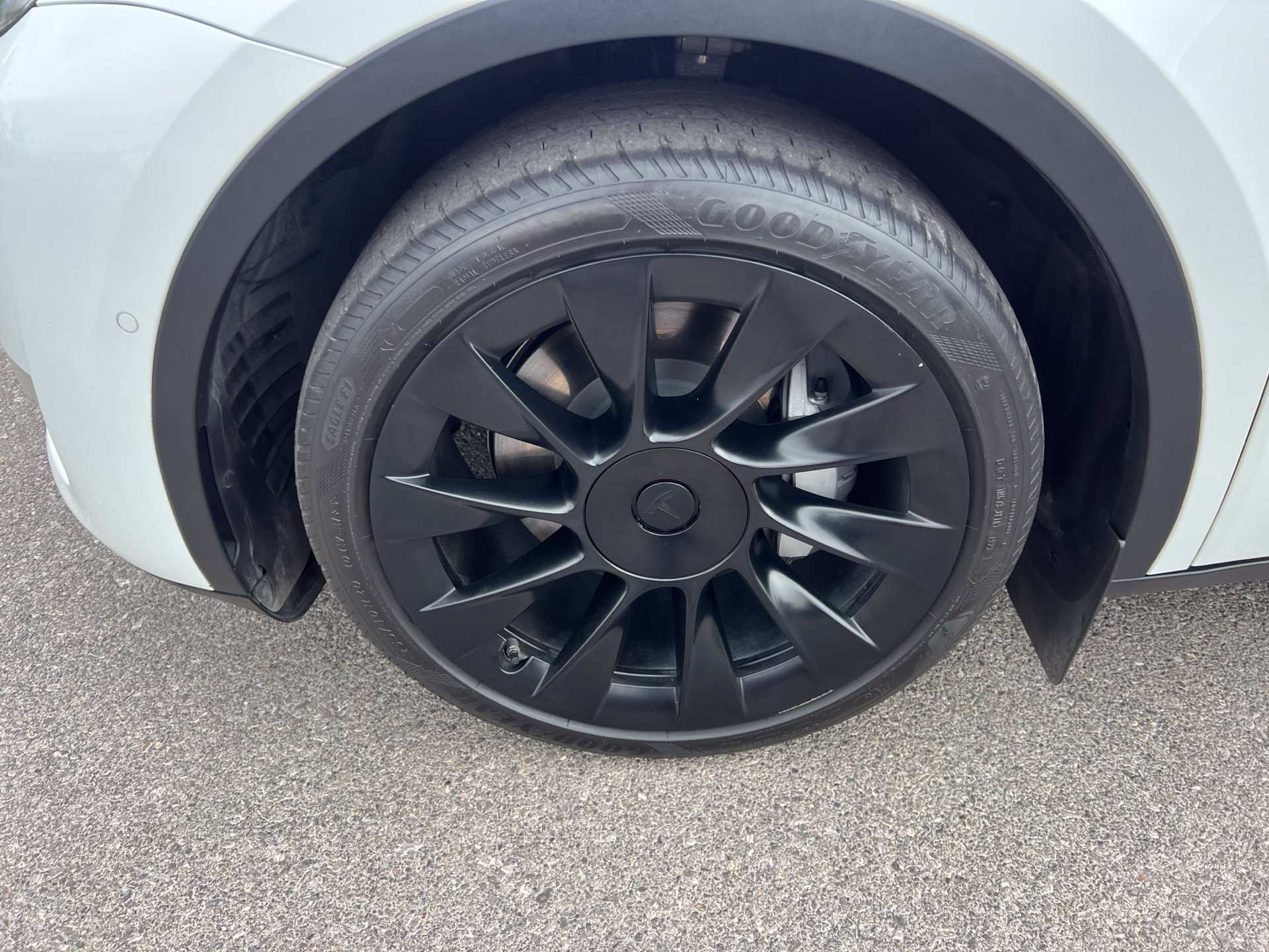 Used 2021 Tesla Model Y Long Range AWD/4WD image 10