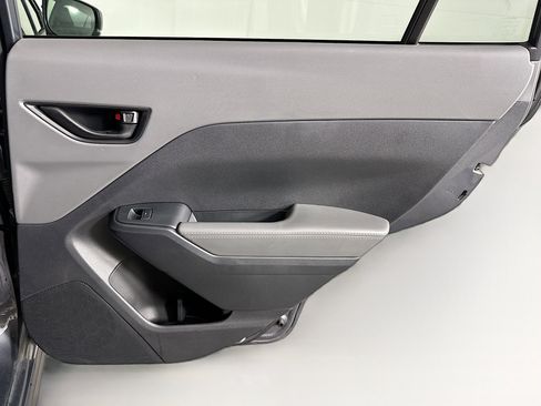 Used 2024 Subaru Crosstrek 2.0i Premium image 30