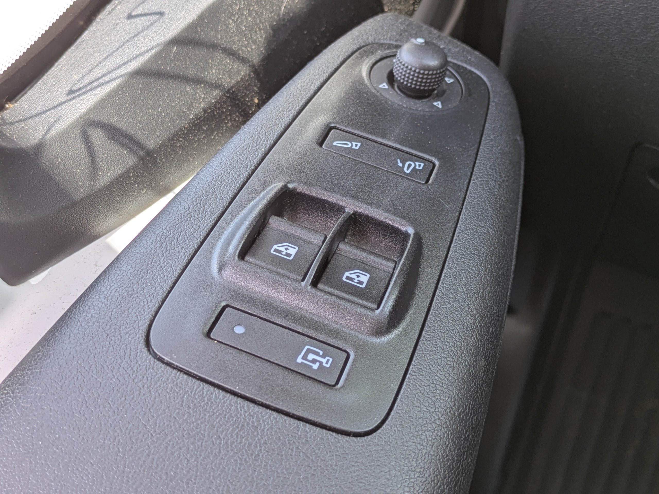 Used 2026 RAM ProMaster 2500 w/ Convenience Group FWD image 18