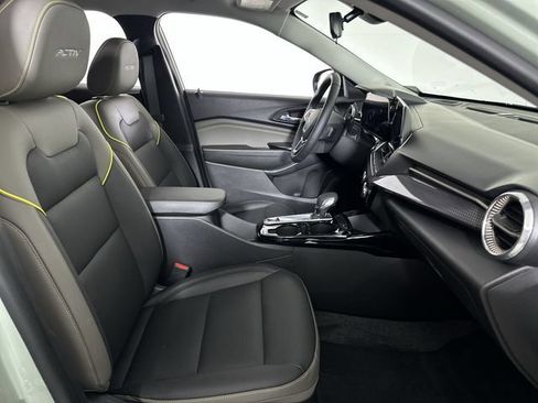Used 2025 Chevrolet Trax ACTIV w/ Driver Confidence Package FWD image 29