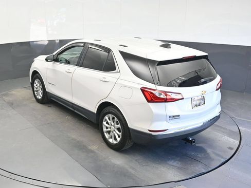 Used 2018 Chevrolet Equinox LT FWD image 19